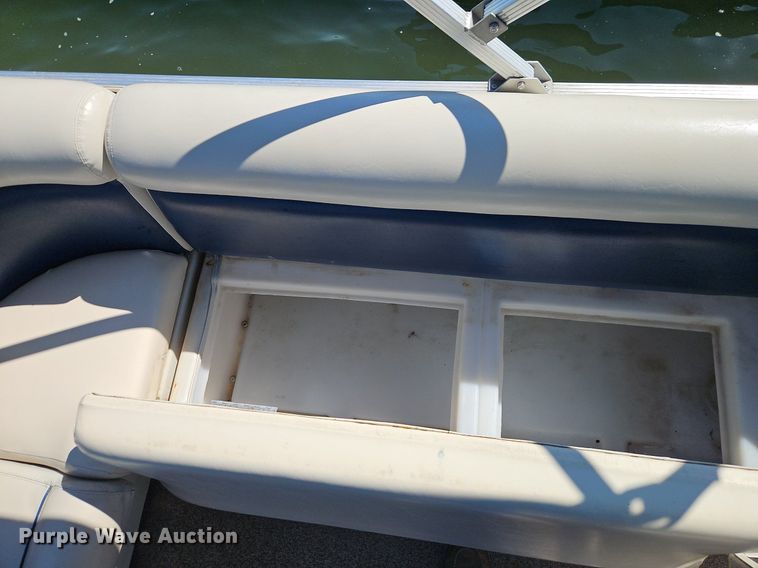 image for item EI3973 2016 Play Craft Clipper 2400 pontoon boat