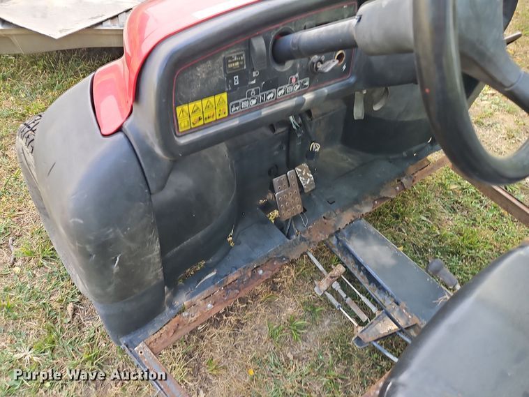 image for item EI8390 2002 Toro Workman utility vehicle