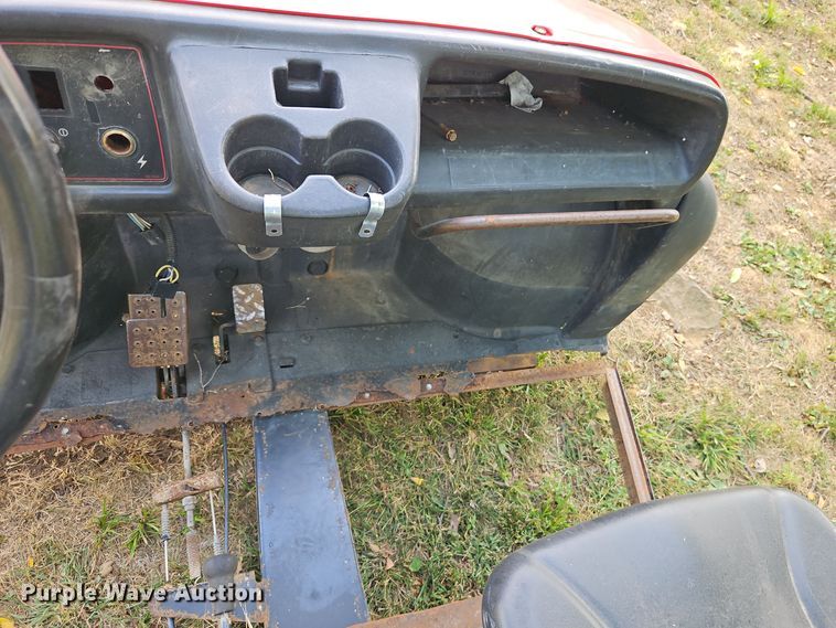 image for item EI8390 2002 Toro Workman utility vehicle