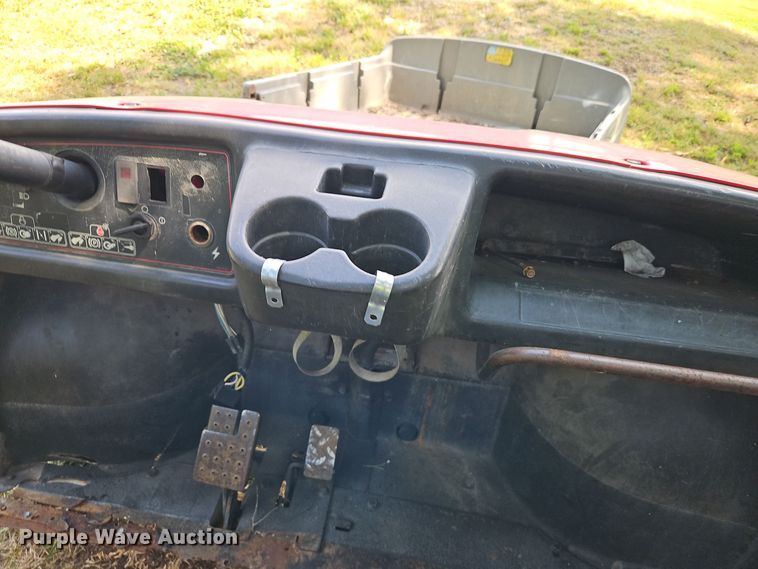 image for item EI8390 2002 Toro Workman utility vehicle