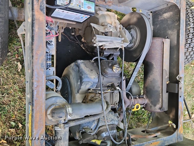 image for item EI8390 2002 Toro Workman utility vehicle