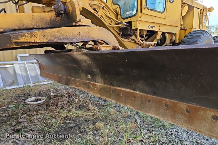 image for item EI8391 1976 Caterpillar  120G motor grader