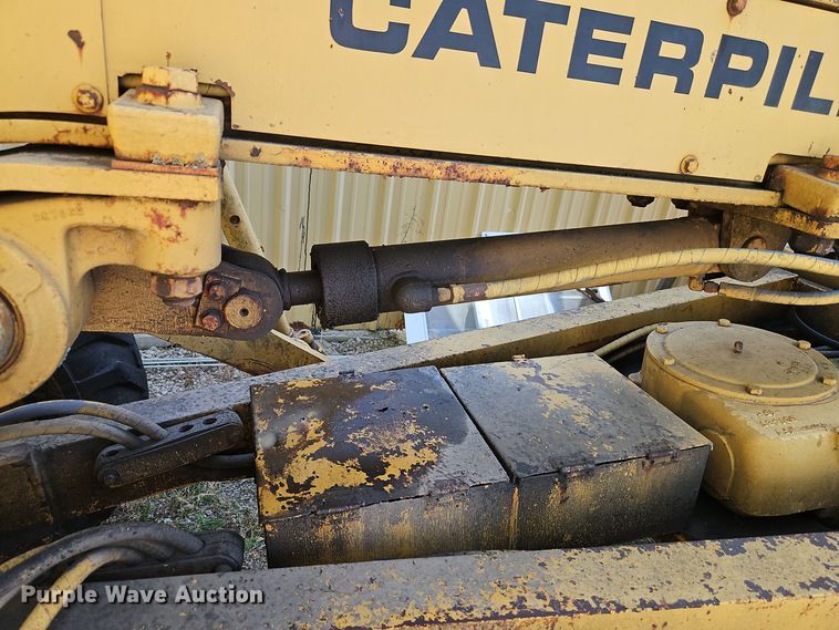 image for item EI8391 1976 Caterpillar  120G motor grader