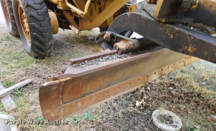 image for item EI8391 1976 Caterpillar  120G motor grader