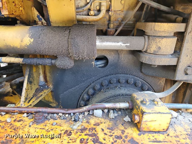 image for item EI8391 1976 Caterpillar  120G motor grader
