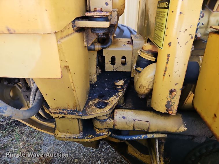 image for item EI8391 1976 Caterpillar  120G motor grader