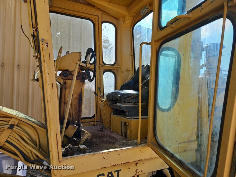 image for item EI8391 1976 Caterpillar  120G motor grader