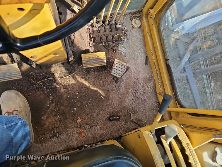 image for item EI8391 1976 Caterpillar  120G motor grader