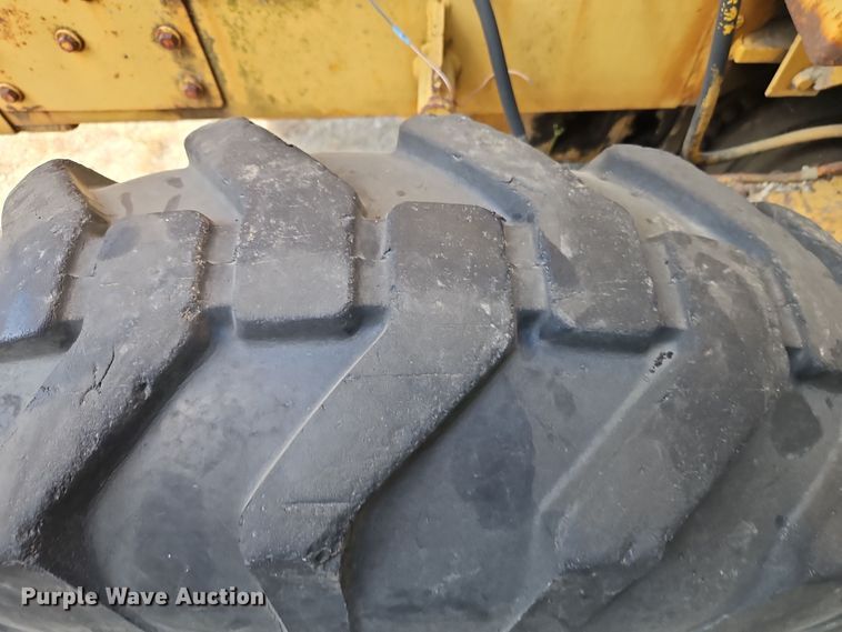 image for item EI8391 1976 Caterpillar  120G motor grader