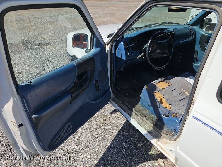image for item EI8402 1997 Ford Ranger XLT SuperCab pickup truck