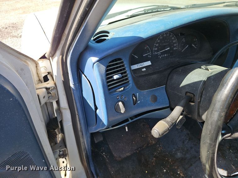 image for item EI8402 1997 Ford Ranger XLT SuperCab pickup truck