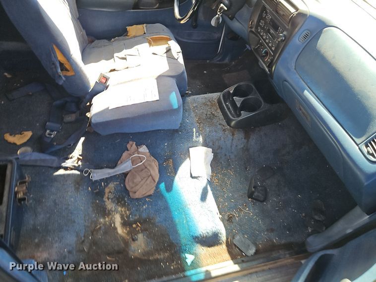 image for item EI8402 1997 Ford Ranger XLT SuperCab pickup truck
