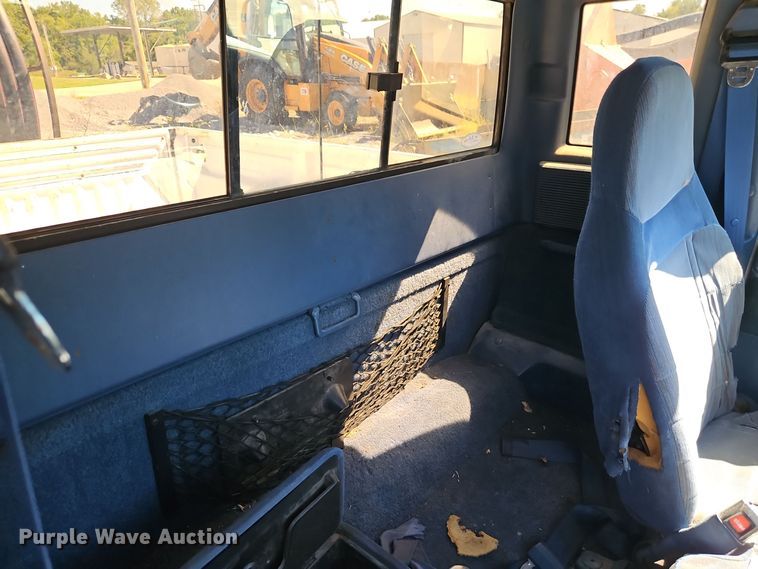 image for item EI8402 1997 Ford Ranger XLT SuperCab pickup truck