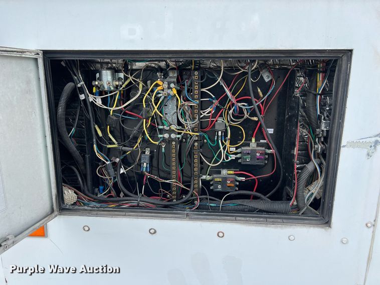 image for item EJ2999 2000 Blue Bird blood donation bus