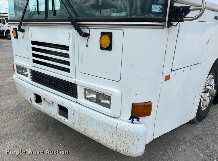 image for item EJ2999 2000 Blue Bird blood donation bus