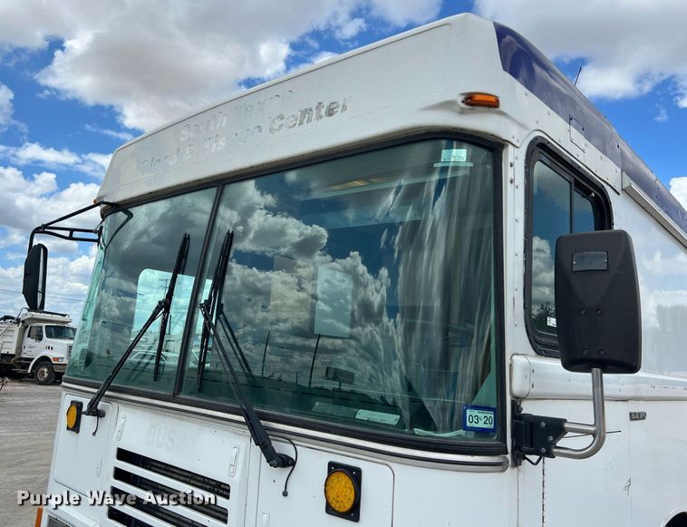 image for item EJ2999 2000 Blue Bird blood donation bus