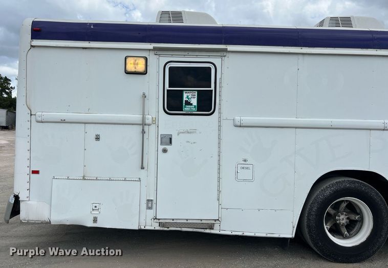 image for item EJ2999 2000 Blue Bird blood donation bus