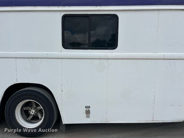 image for item EJ2999 2000 Blue Bird blood donation bus