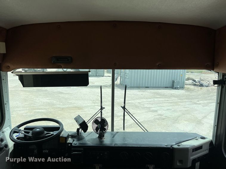 image for item EJ2999 2000 Blue Bird blood donation bus