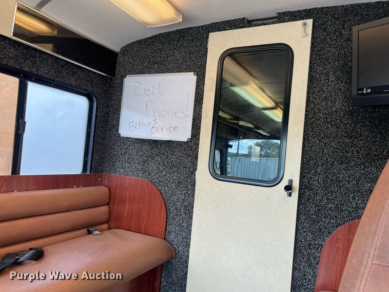 image for item EJ2999 2000 Blue Bird blood donation bus