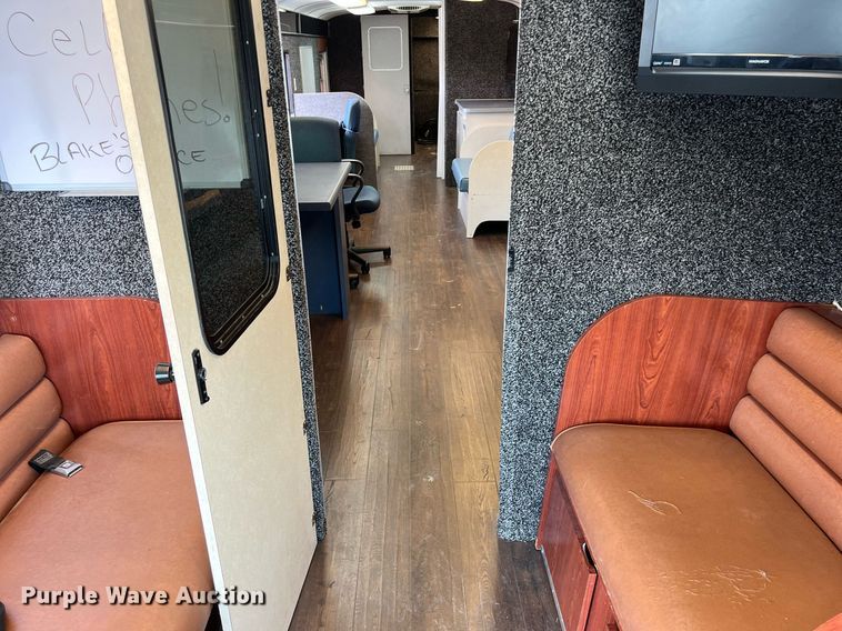 image for item EJ2999 2000 Blue Bird blood donation bus