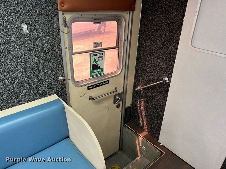 image for item EJ2999 2000 Blue Bird blood donation bus