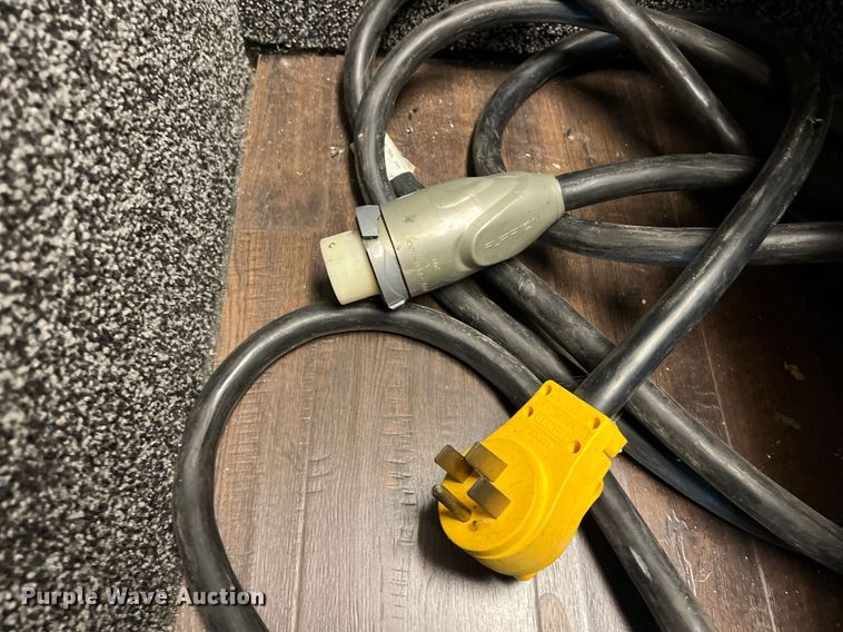 image for item EJ2999 2000 Blue Bird blood donation bus