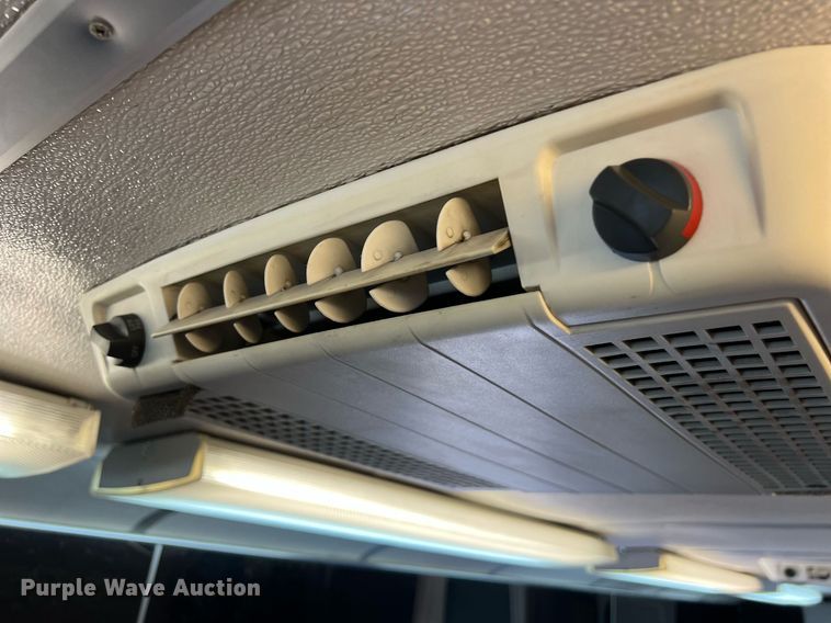 image for item EJ2999 2000 Blue Bird blood donation bus