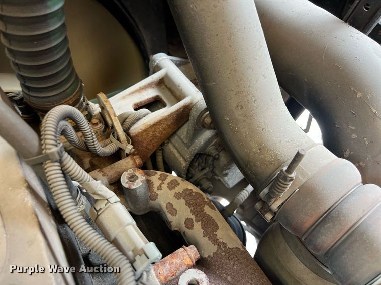 image for item EJ2999 2000 Blue Bird blood donation bus