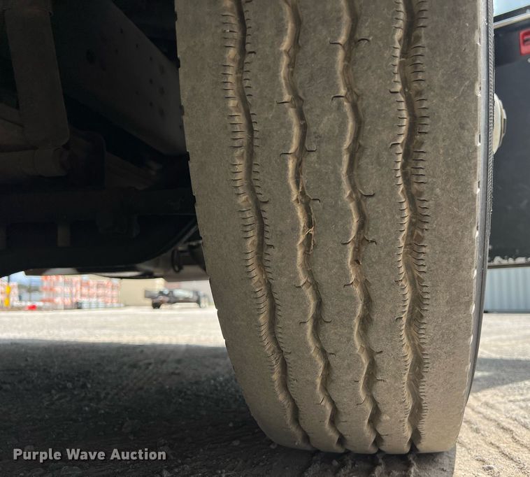 image for item EJ2999 2000 Blue Bird blood donation bus