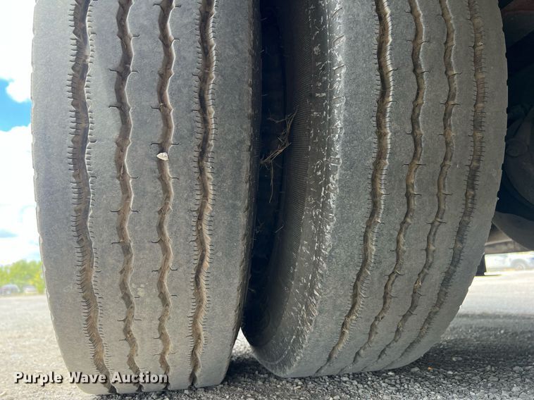 image for item EJ2999 2000 Blue Bird blood donation bus