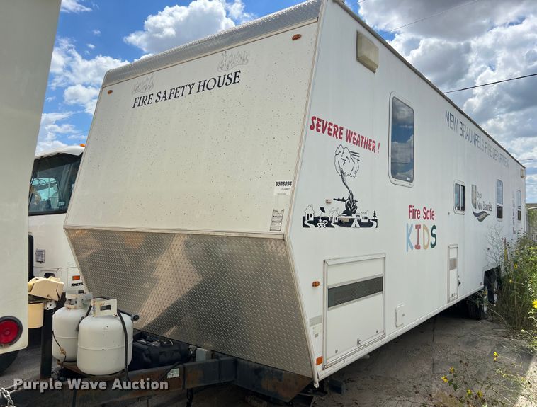 image for item EJ3007 2007 Forks Surrey fire safety training trailer