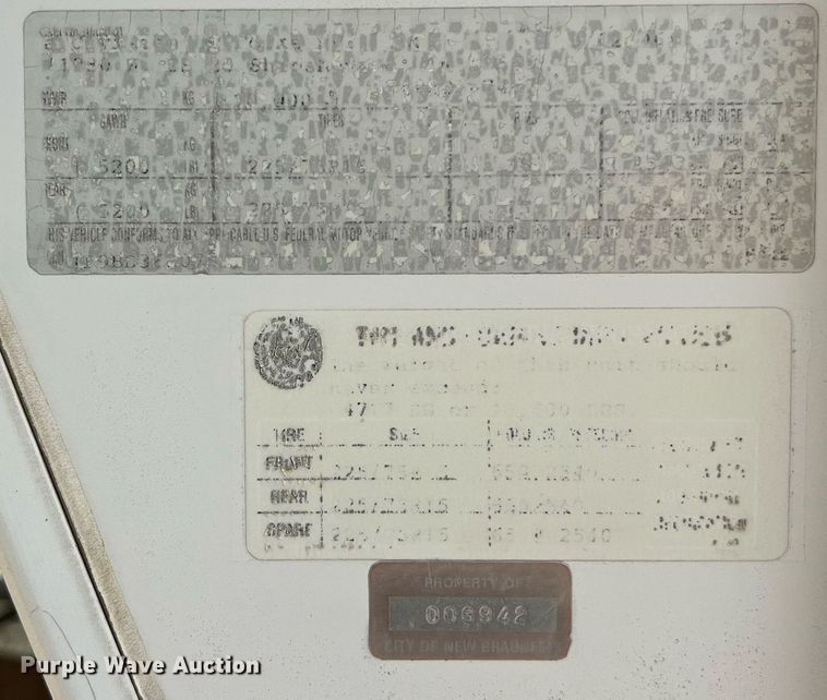 image for item EJ3007 2007 Forks Surrey fire safety training trailer