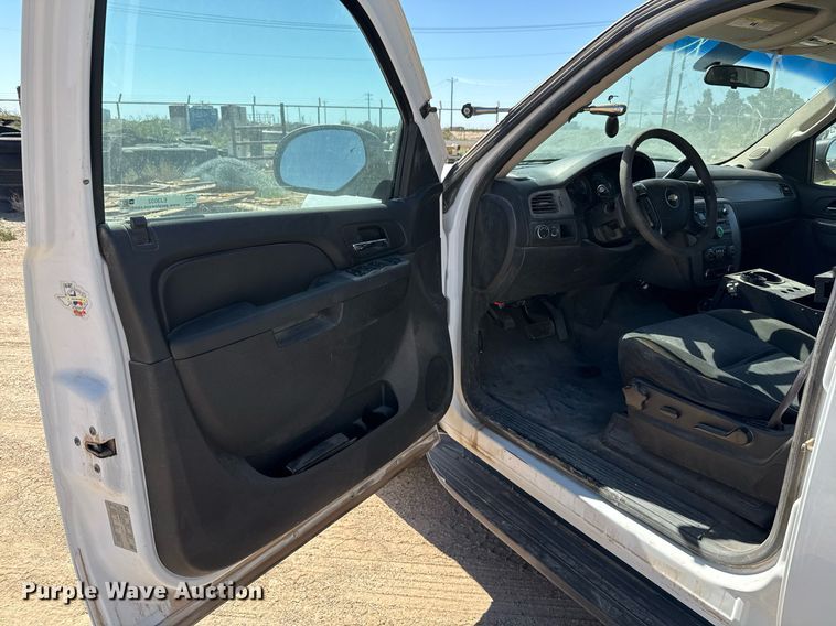 image for item EJ3032 2013 Chevrolet  Tahoe Police SUV