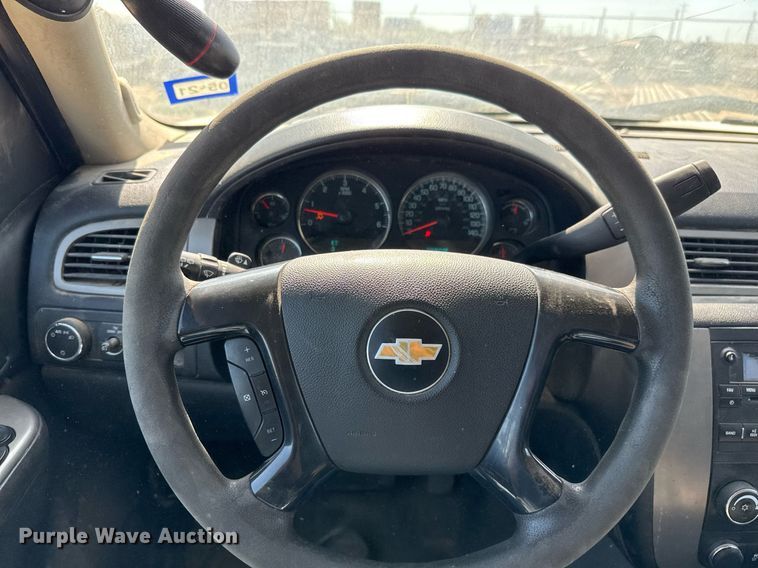 image for item EJ3032 2013 Chevrolet  Tahoe Police SUV