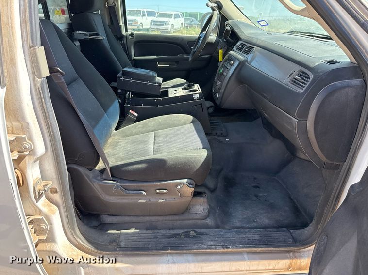 image for item EJ3032 2013 Chevrolet  Tahoe Police SUV