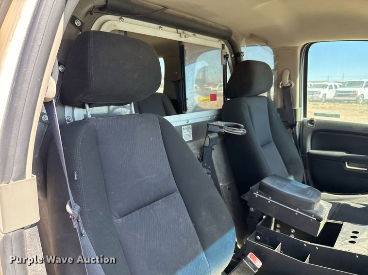 image for item EJ3032 2013 Chevrolet  Tahoe Police SUV