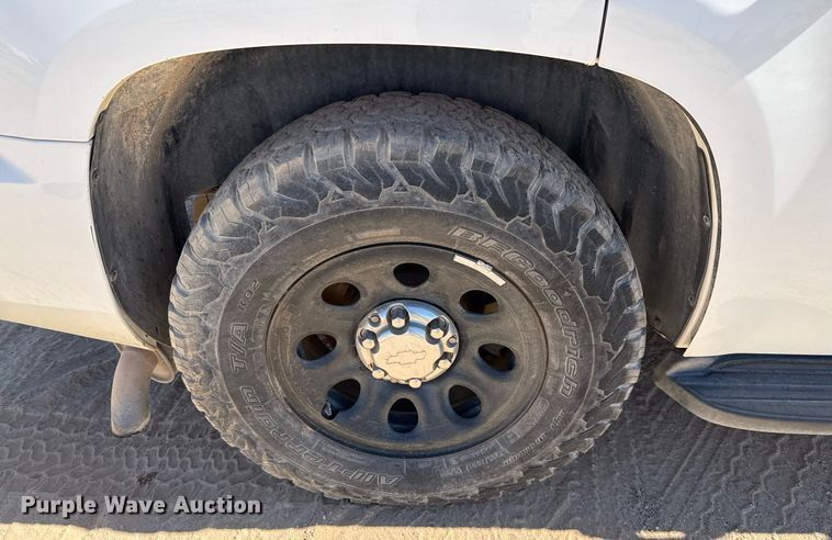 image for item EJ3032 2013 Chevrolet  Tahoe Police SUV