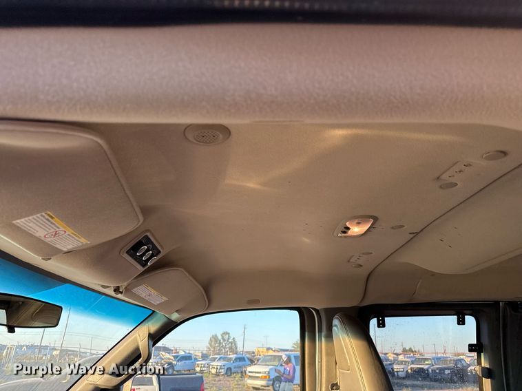 image for item EJ3034 2016 Chevrolet  Express LS 3500 van