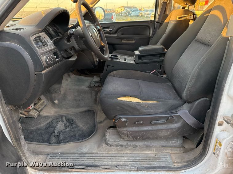 image for item EJ3036 2013 Chevrolet  Tahoe Police SUV