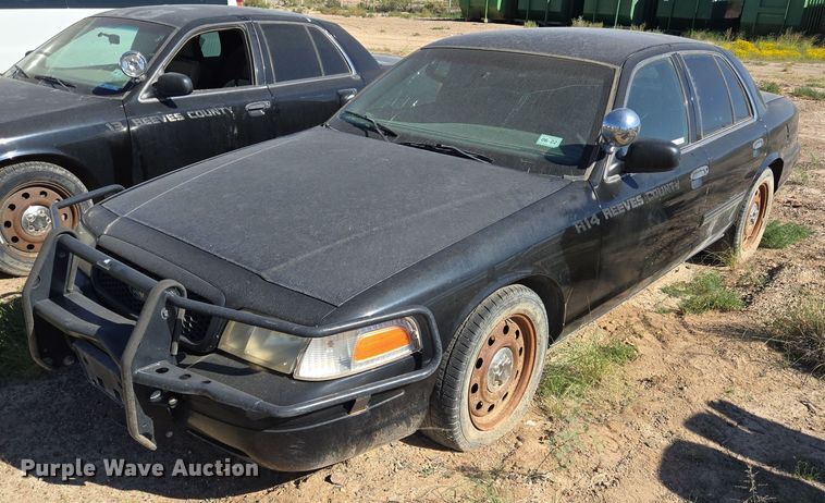 image for item EJ3039 2009 Ford Crown Victoria Police Interceptor 