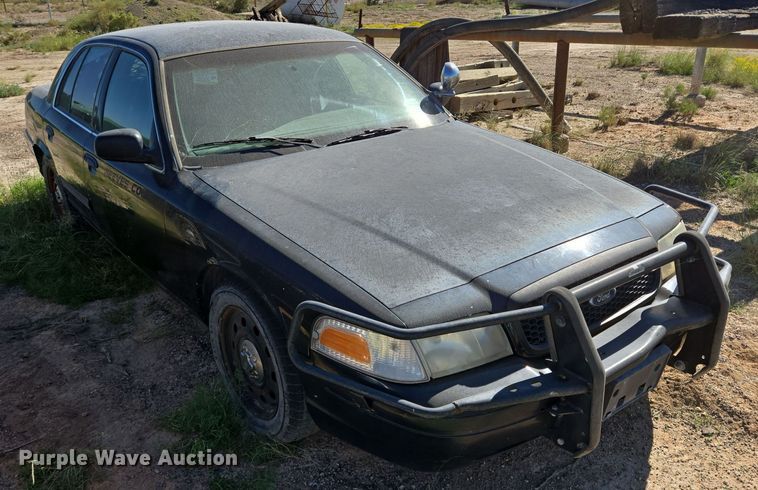 image for item EJ3039 2009 Ford Crown Victoria Police Interceptor 