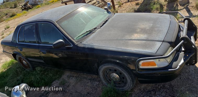 image for item EJ3039 2009 Ford Crown Victoria Police Interceptor 