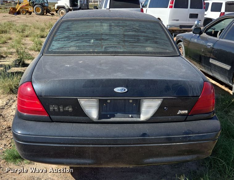 image for item EJ3039 2009 Ford Crown Victoria Police Interceptor 