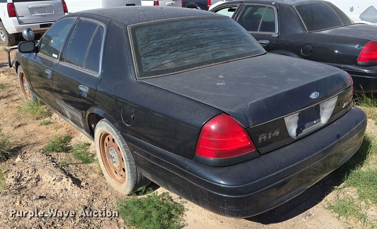 image for item EJ3039 2009 Ford Crown Victoria Police Interceptor 