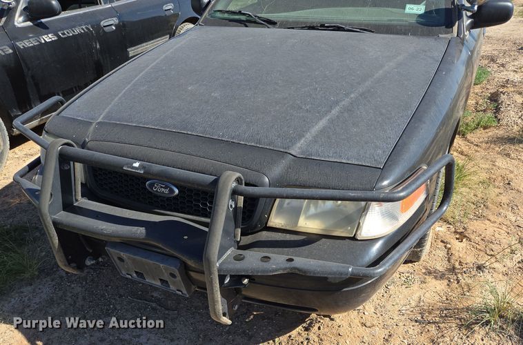 image for item EJ3039 2009 Ford Crown Victoria Police Interceptor 