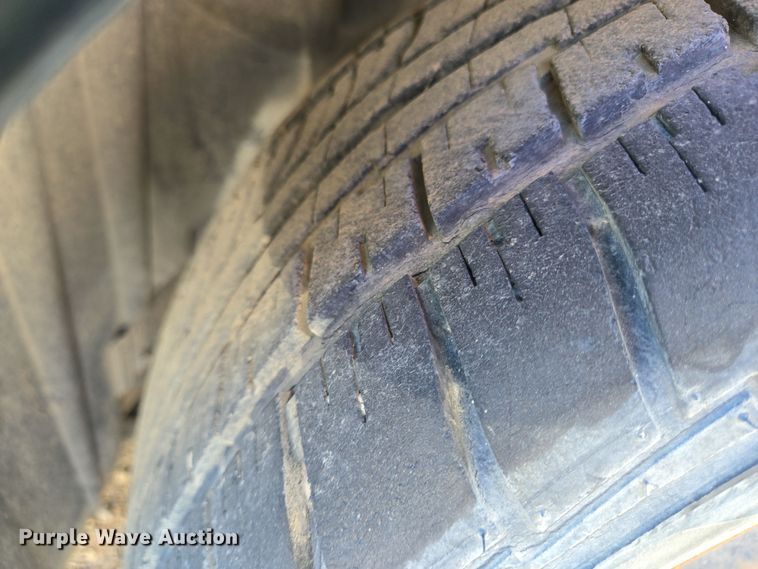 image for item EJ3039 2009 Ford Crown Victoria Police Interceptor 