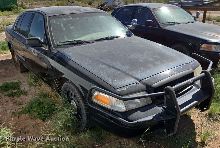 image for item EJ3040 2009 Ford Crown Victoria Police Interceptor 
