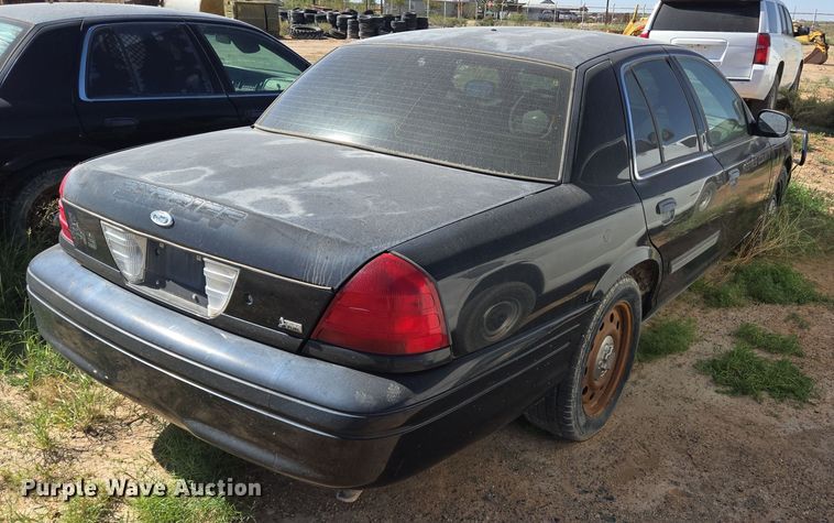 image for item EJ3040 2009 Ford Crown Victoria Police Interceptor 