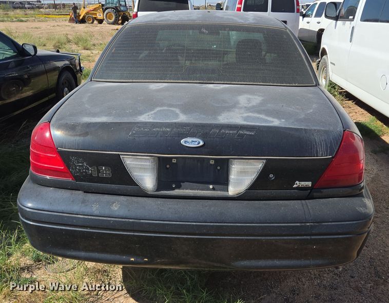 image for item EJ3040 2009 Ford Crown Victoria Police Interceptor 